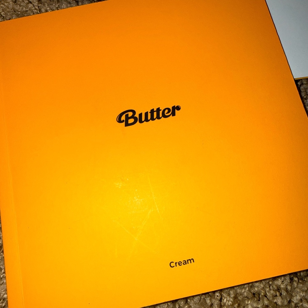 BTS Butter Album Cream With Photobook Lyric Cards Poster  And Disc See Photos - Picture 4 of 10